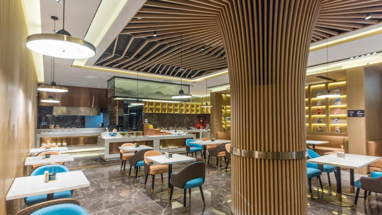 Atour Hotel Kunming Cuihu Exterior photo
